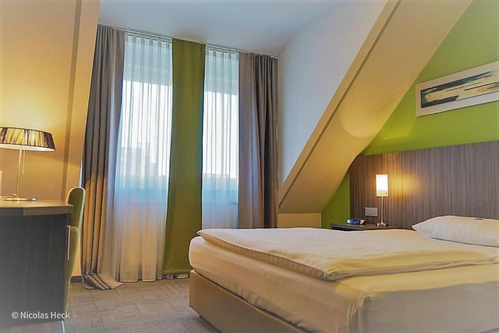 Hotel Ambiente Walldorf Walldorf  Exterior photo