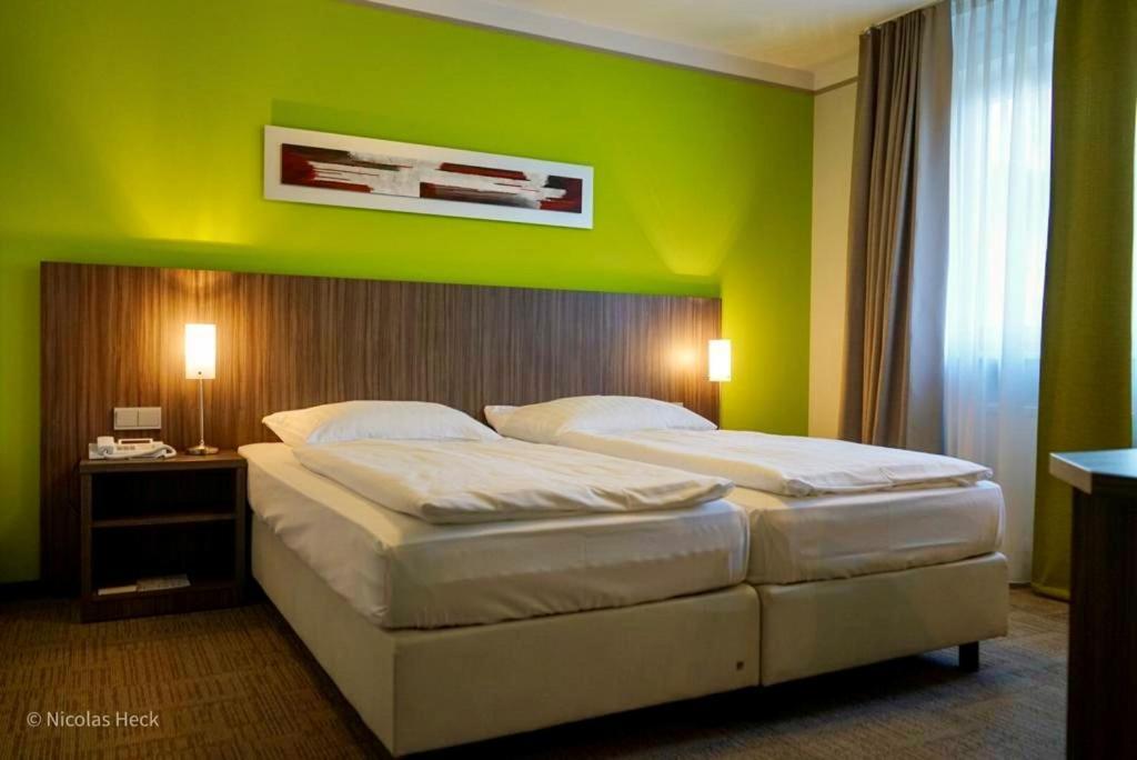 Hotel Ambiente Walldorf Walldorf  Exterior photo